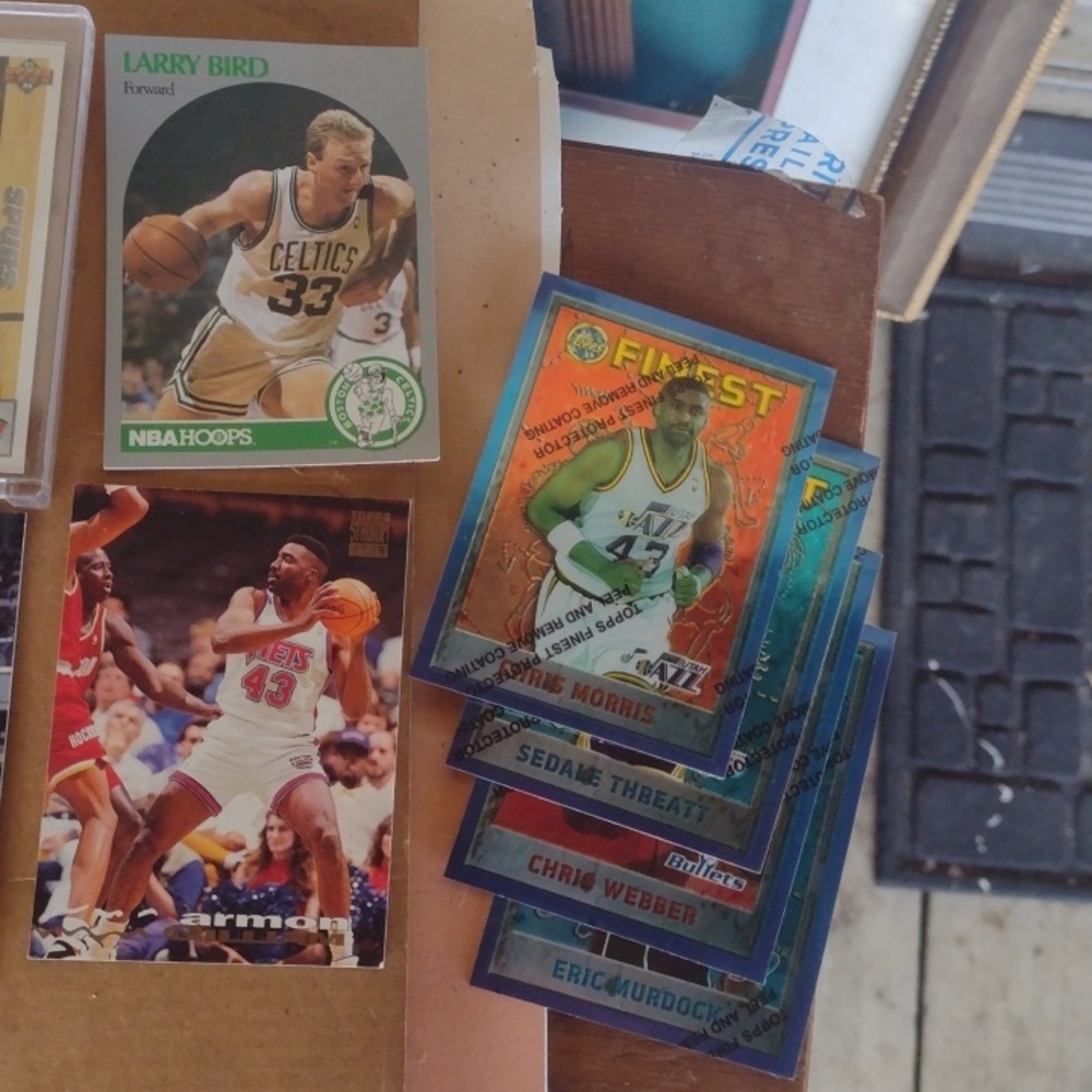 Assorted Basketball Trading Cards Collection - Picture 3 of 6